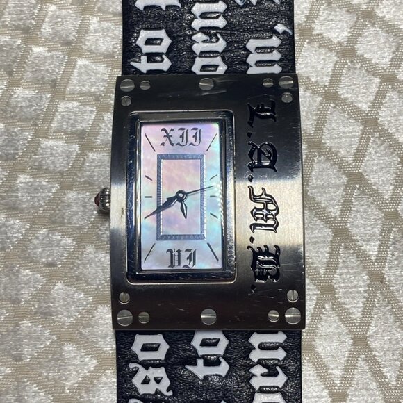 L.A.M.B. Gwen Stefani Women’s Watch LBA_0201001 Swiss Quartz - Picture 6 of 13